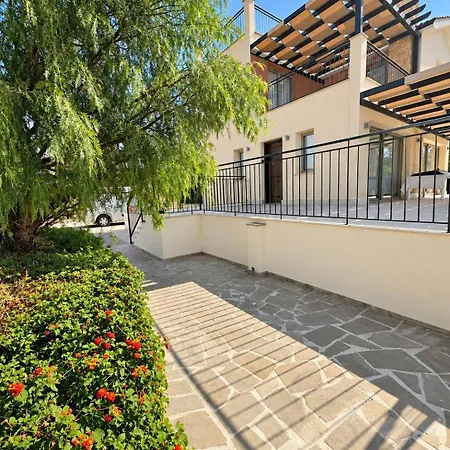 Serena Villa *